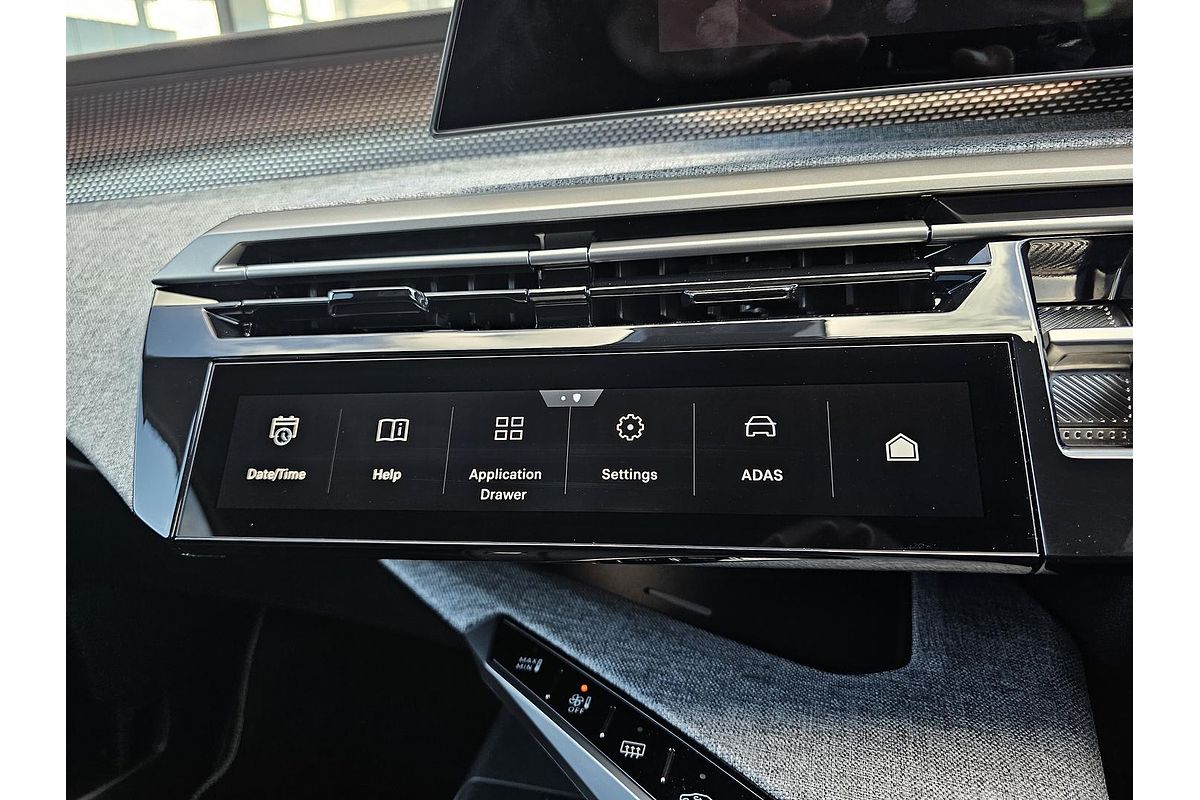 2025 Peugeot 3008 GT Premium Hybrid P64