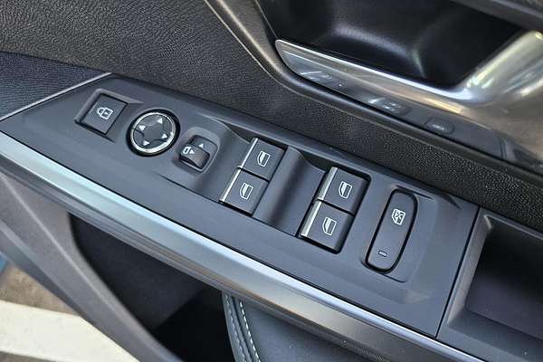 2025 Peugeot 3008 GT Premium Hybrid P64