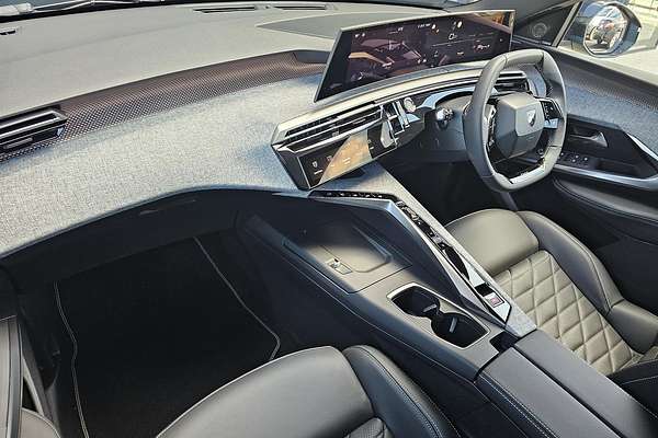 2025 Peugeot 3008 GT Premium Hybrid P64