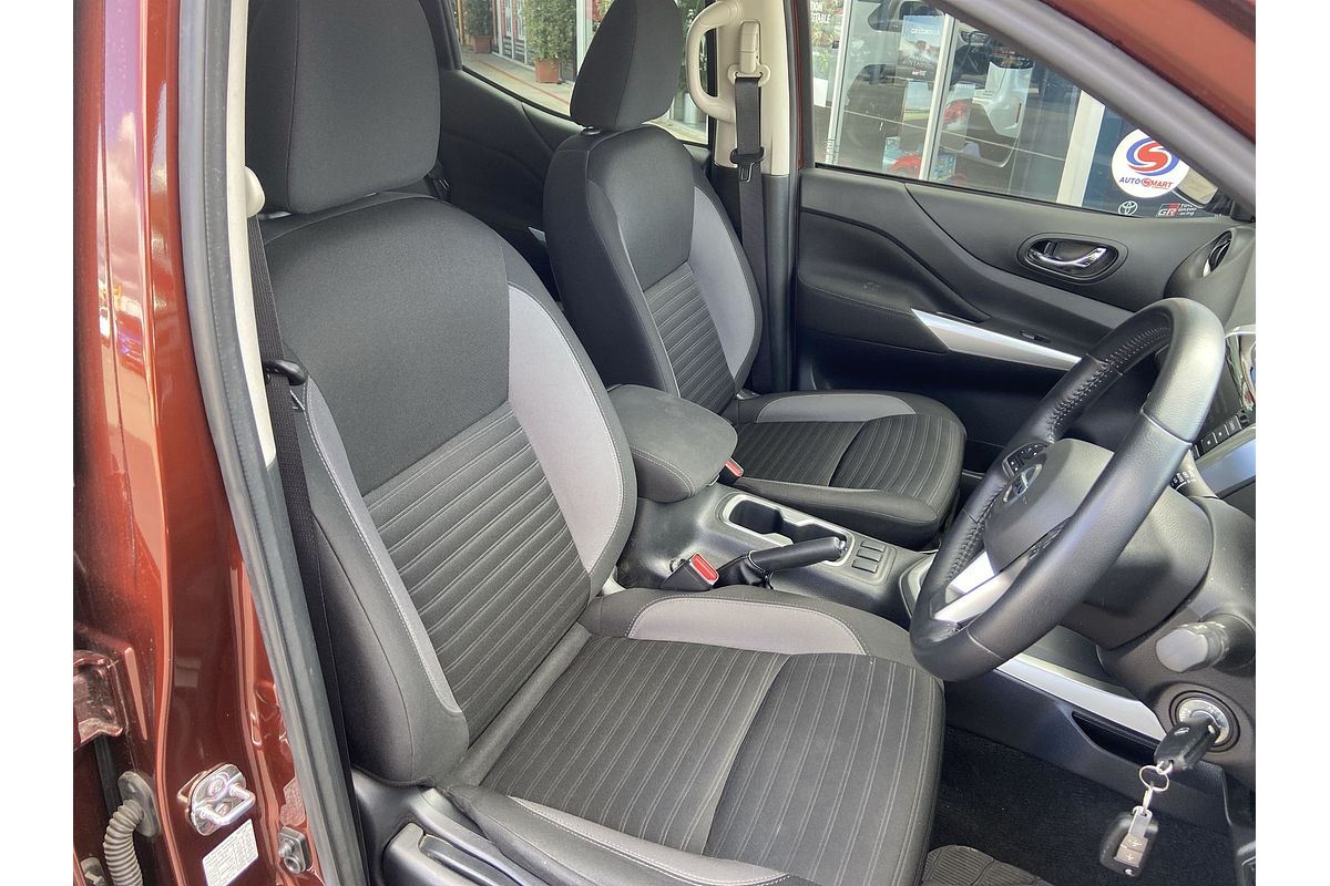 2021 Nissan Navara ST D23 4X4