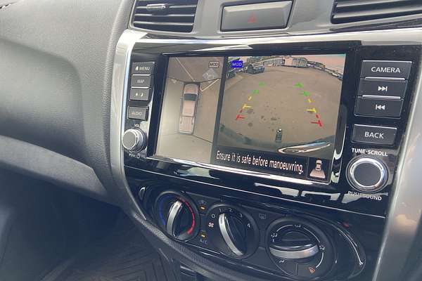2021 Nissan Navara ST D23 4X4
