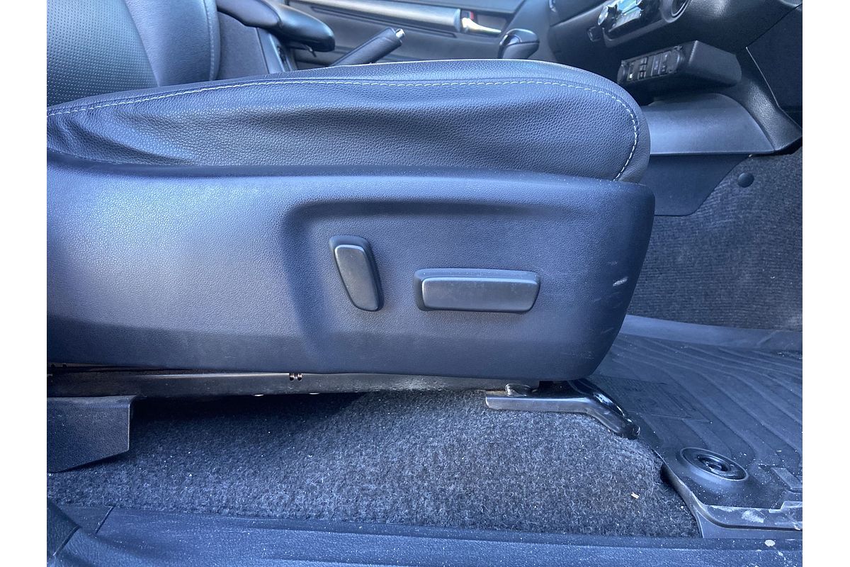 2020 Toyota Hilux Rugged X GUN126R 4X4