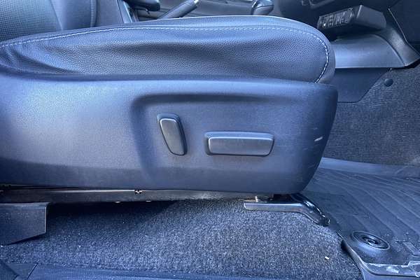 2020 Toyota Hilux Rugged X GUN126R 4X4