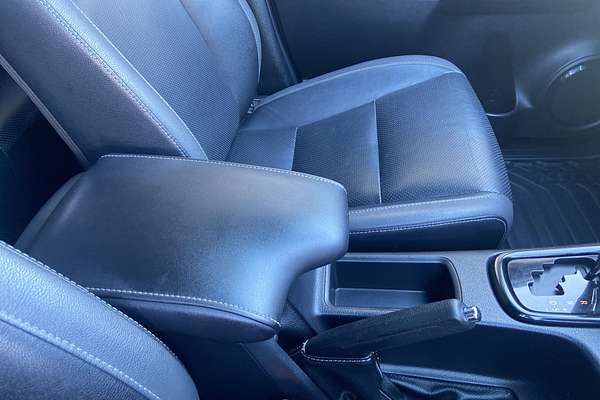 2020 Toyota Hilux Rugged X GUN126R 4X4