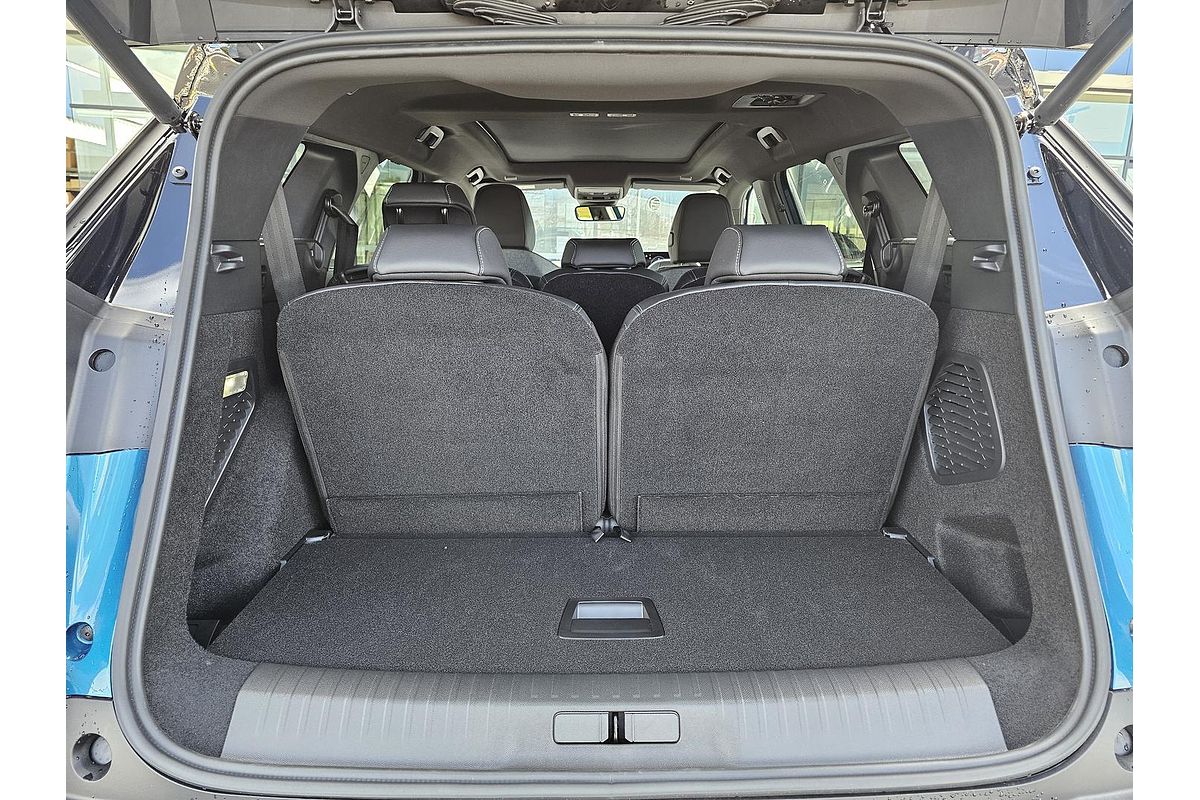 2025 Peugeot 5008 GT Premium Hybrid P74