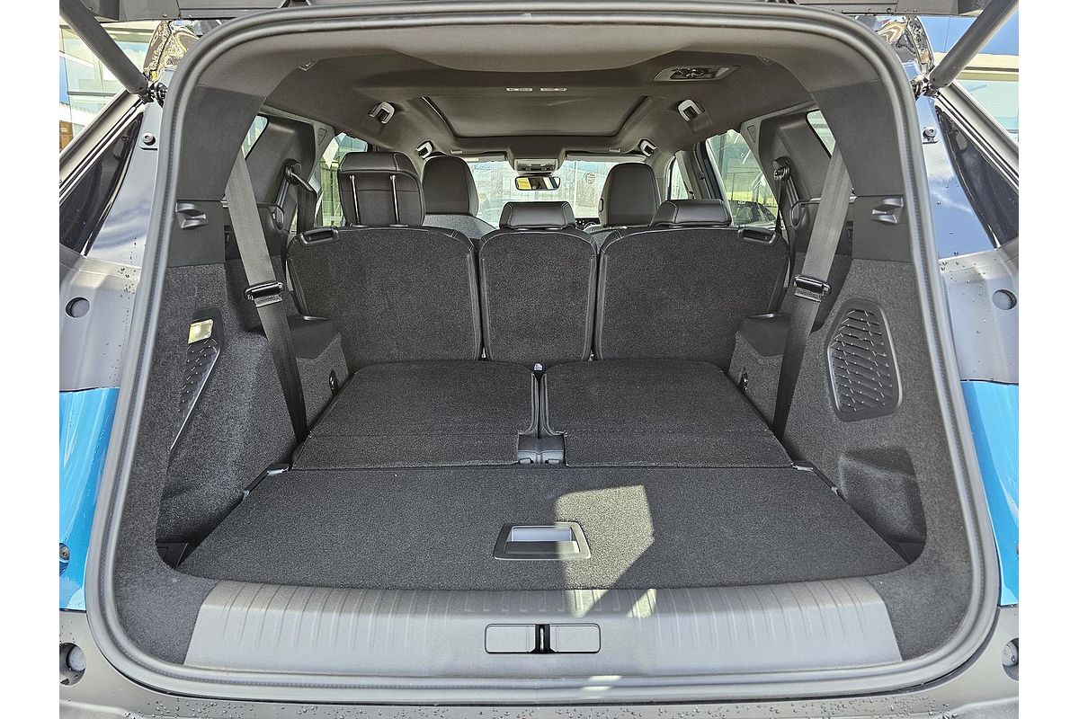 2025 Peugeot 5008 GT Premium Hybrid P74