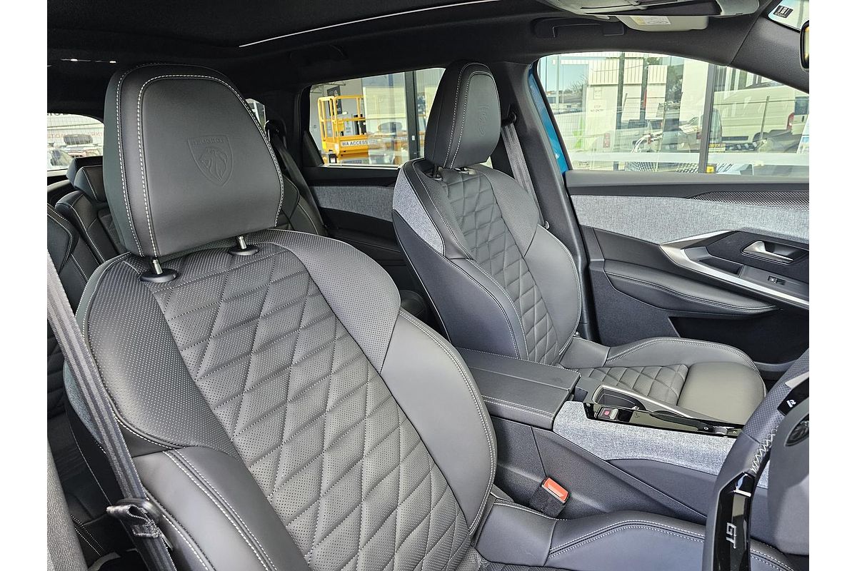 2025 Peugeot 5008 GT Premium Hybrid P74
