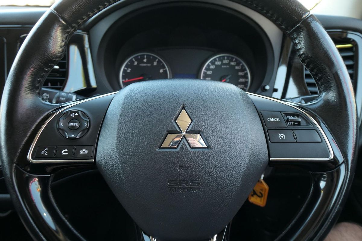2015 Mitsubishi Outlander LS ZK