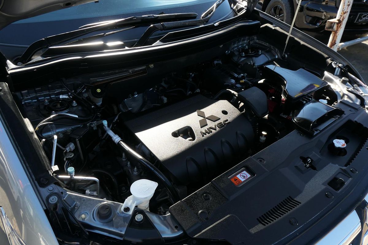 2015 Mitsubishi Outlander LS ZK