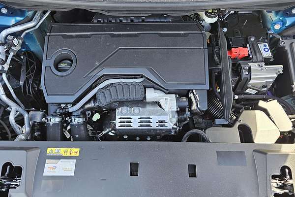 2025 Peugeot 5008 GT Premium Hybrid P74