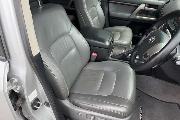 2010 Toyota Landcruiser VX VDJ200R