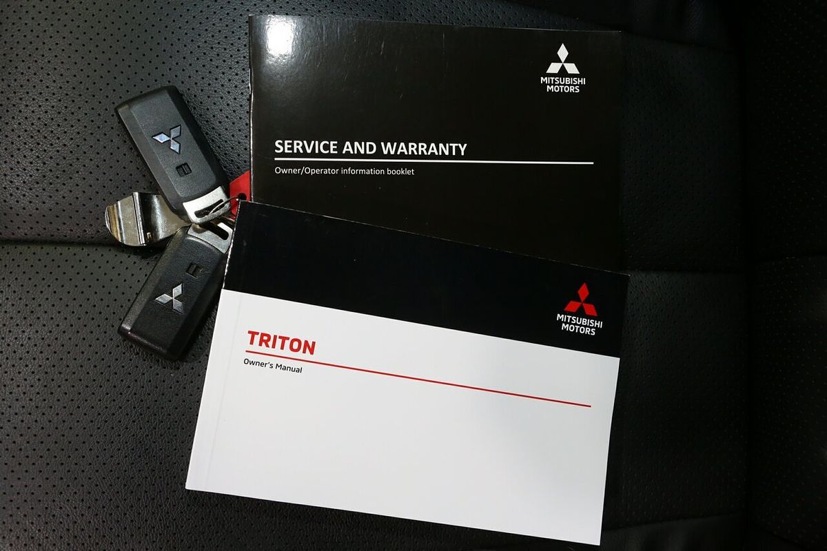 2021 Mitsubishi Triton GSR MR 4X4