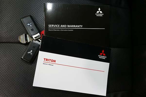 2021 Mitsubishi Triton GSR MR 4X4