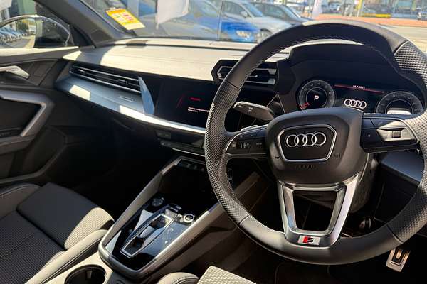 2025 Audi A3 35 TFSI S line GY