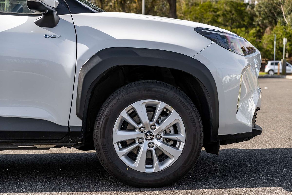 2024 Toyota Yaris Cross GXL MXPJ10R