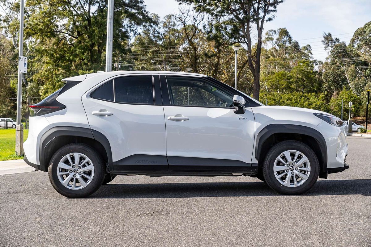 2024 Toyota Yaris Cross GXL MXPJ10R