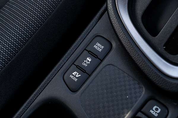 2024 Toyota Yaris Cross GXL MXPJ10R
