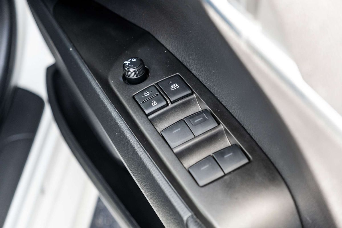 2023 Toyota Camry Ascent AXVH70R