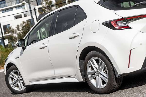 2022 Toyota Corolla Ascent Sport Hybrid ZWE211R
