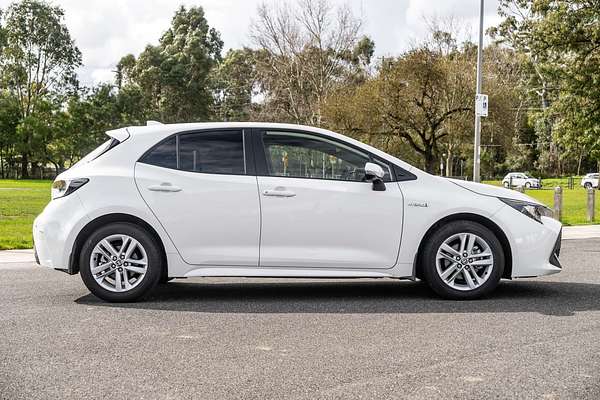 2022 Toyota Corolla Ascent Sport Hybrid ZWE211R