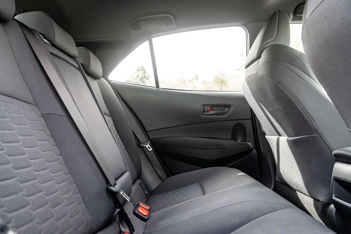 2022 Toyota Corolla Ascent Sport Hybrid ZWE211R
