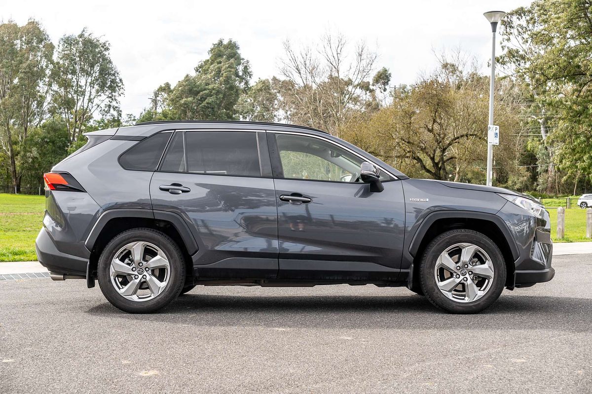 2019 Toyota RAV4 GXL AXAH54R