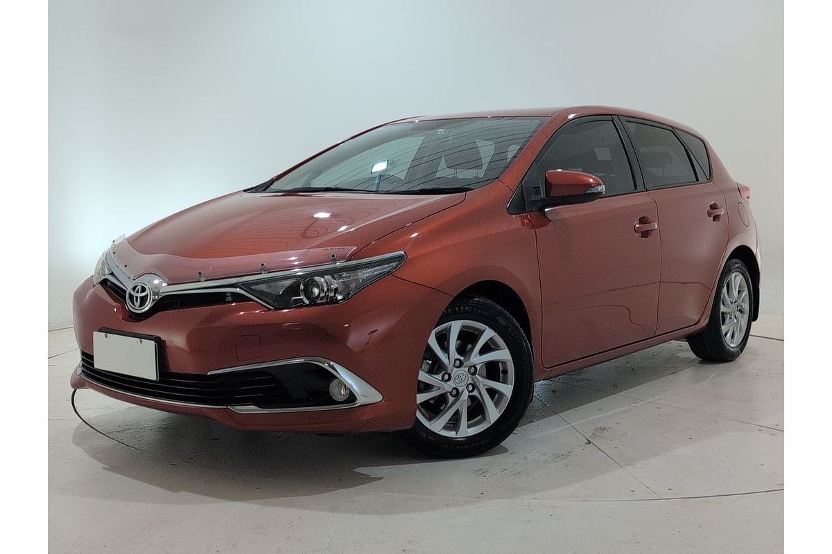2017 Toyota Corolla Ascent Sport ZRE182R