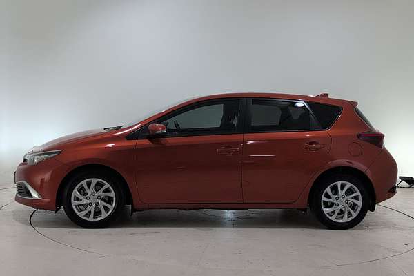 2017 Toyota Corolla Ascent Sport ZRE182R