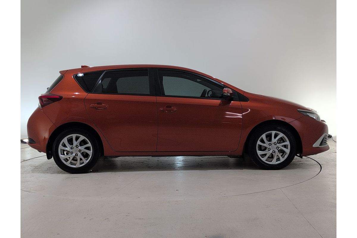 2017 Toyota Corolla Ascent Sport ZRE182R