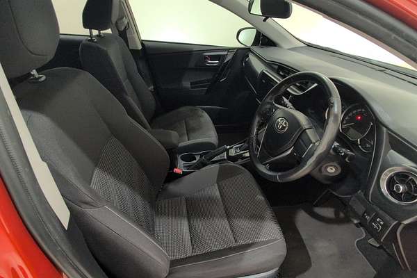 2017 Toyota Corolla Ascent Sport ZRE182R