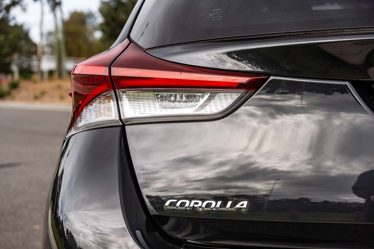 2016 Toyota Corolla Ascent Sport ZRE182R