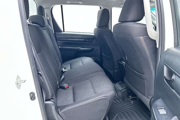 2023 Toyota Hilux SR GUN126R 4X4