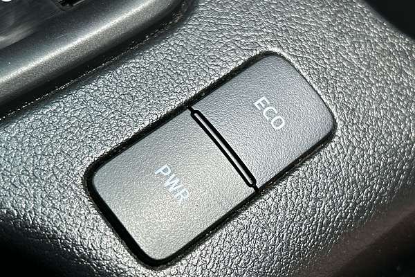 2023 Toyota Hilux SR GUN126R 4X4