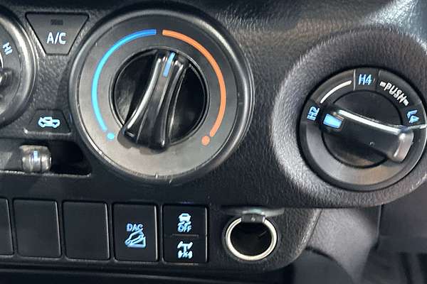2023 Toyota Hilux SR GUN126R 4X4