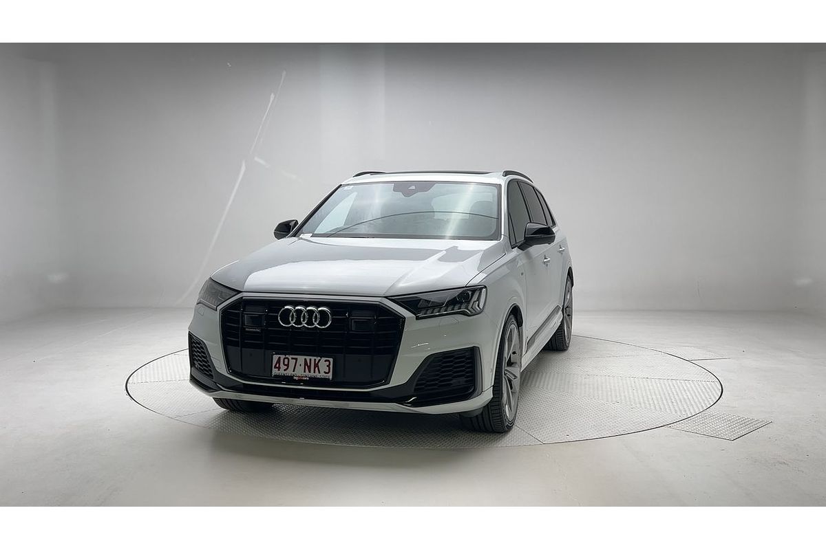2021 Audi Q7 50 TDI S line 4M