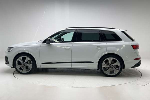 2021 Audi Q7 50 TDI S line 4M