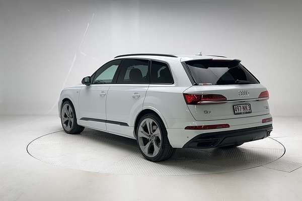 2021 Audi Q7 50 TDI S line 4M