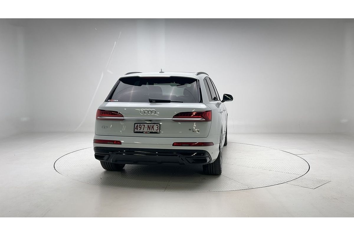 2021 Audi Q7 50 TDI S line 4M