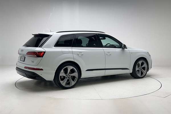 2021 Audi Q7 50 TDI S line 4M