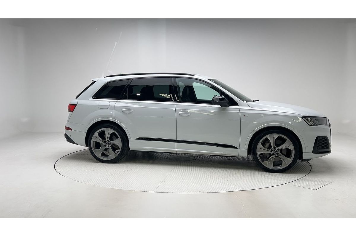 2021 Audi Q7 50 TDI S line 4M