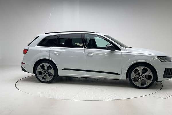 2021 Audi Q7 50 TDI S line 4M