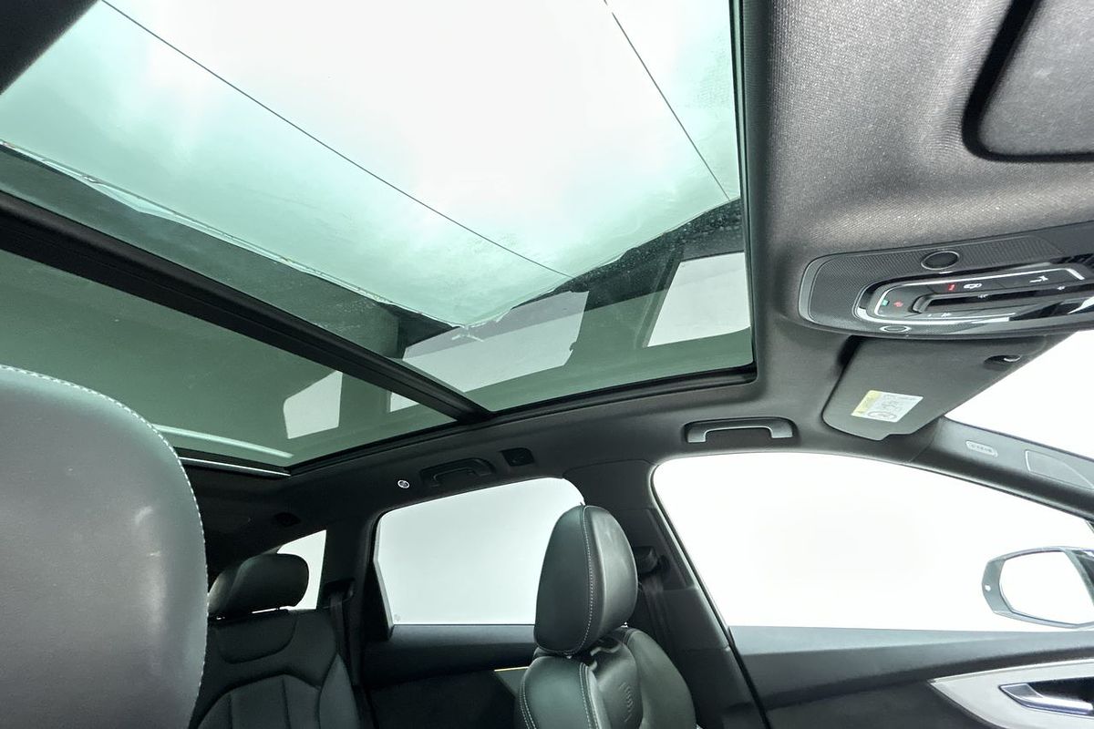 2021 Audi Q7 50 TDI S line 4M