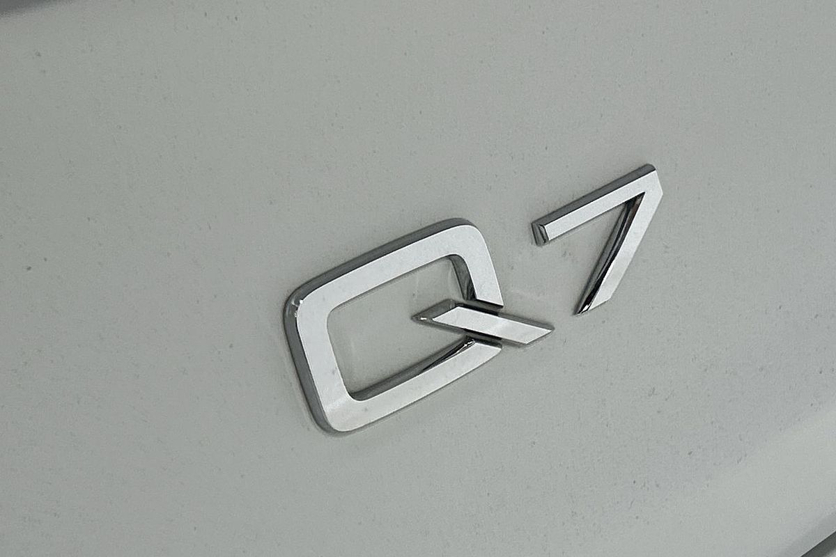 2021 Audi Q7 50 TDI S line 4M