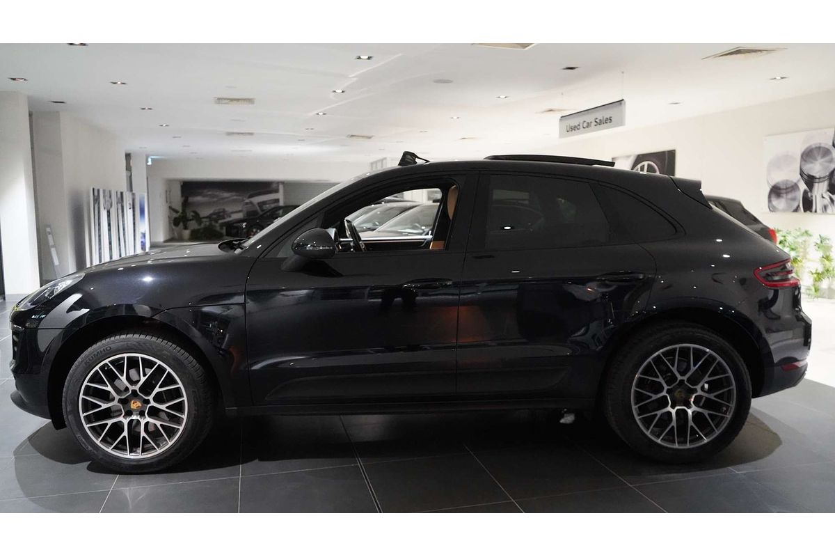 2017 Porsche Macan 95B