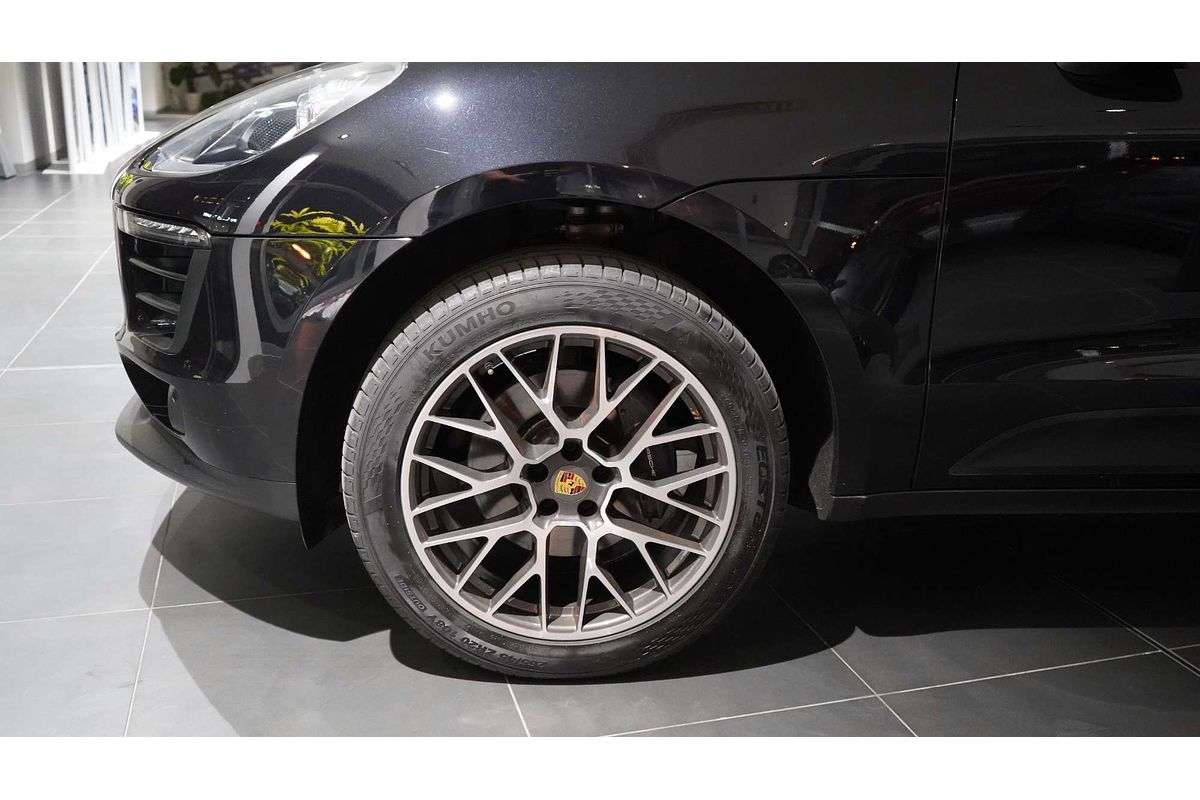 2017 Porsche Macan 95B