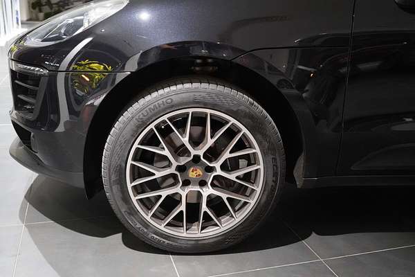 2017 Porsche Macan 95B