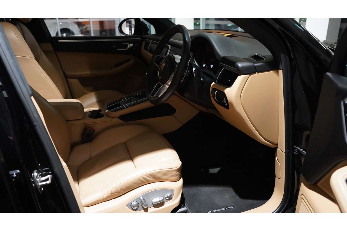 2017 Porsche Macan 95B