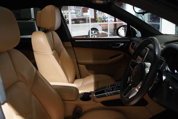 2017 Porsche Macan 95B