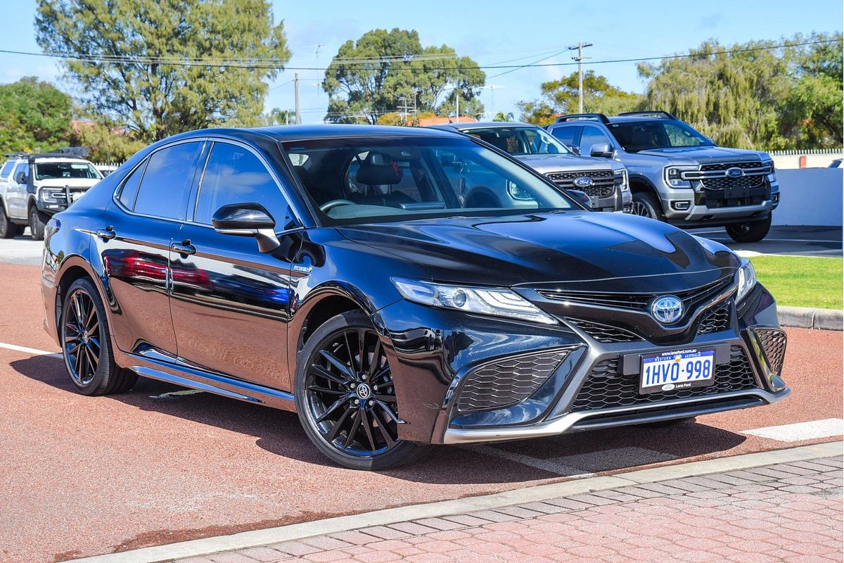 2023 Toyota Camry SX AXVH70R