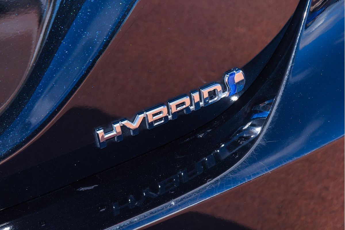 2023 Toyota Camry SX AXVH70R